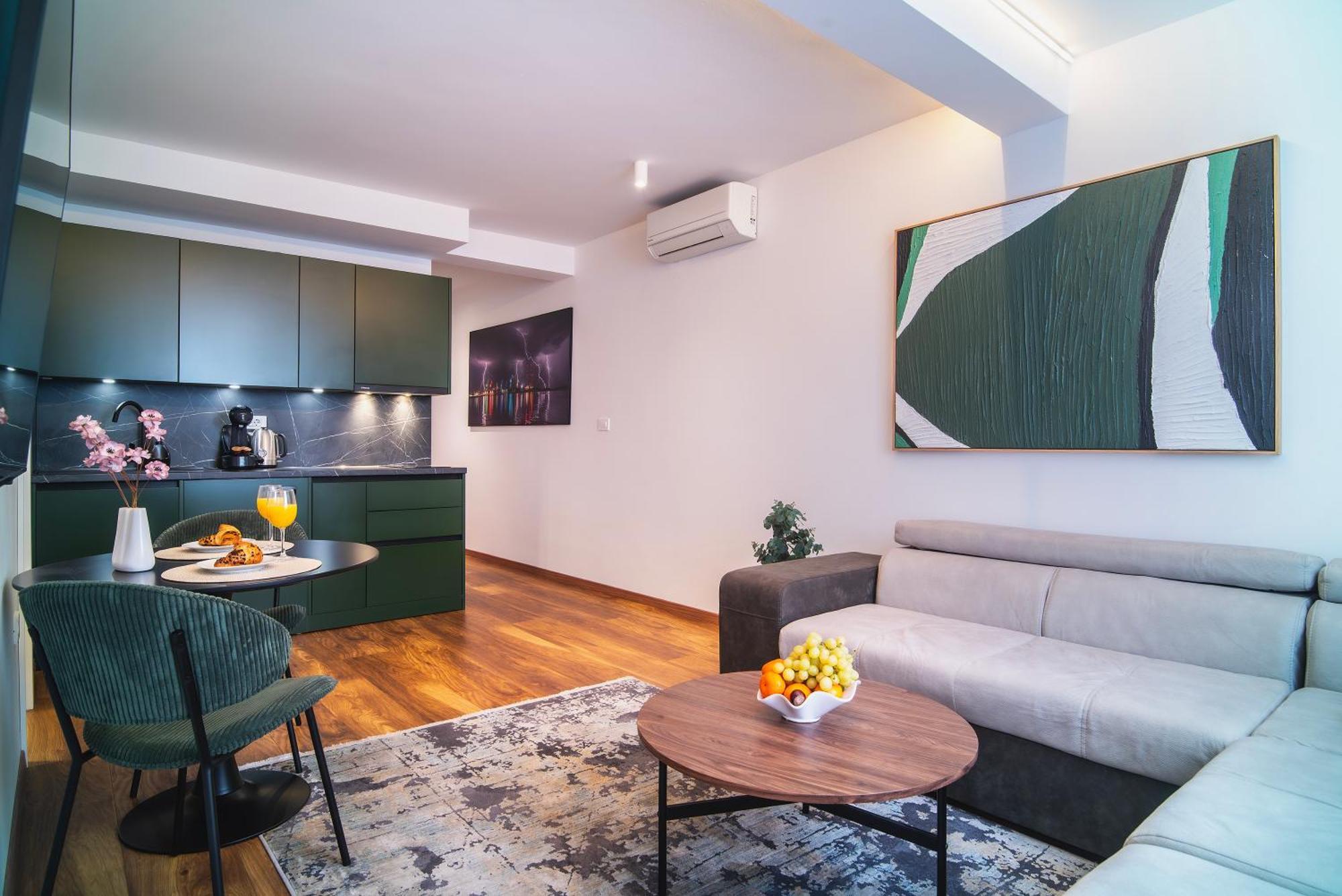 PUY D&A Amphitheatre Premium Apartments With Free Parking מראה חיצוני תמונה