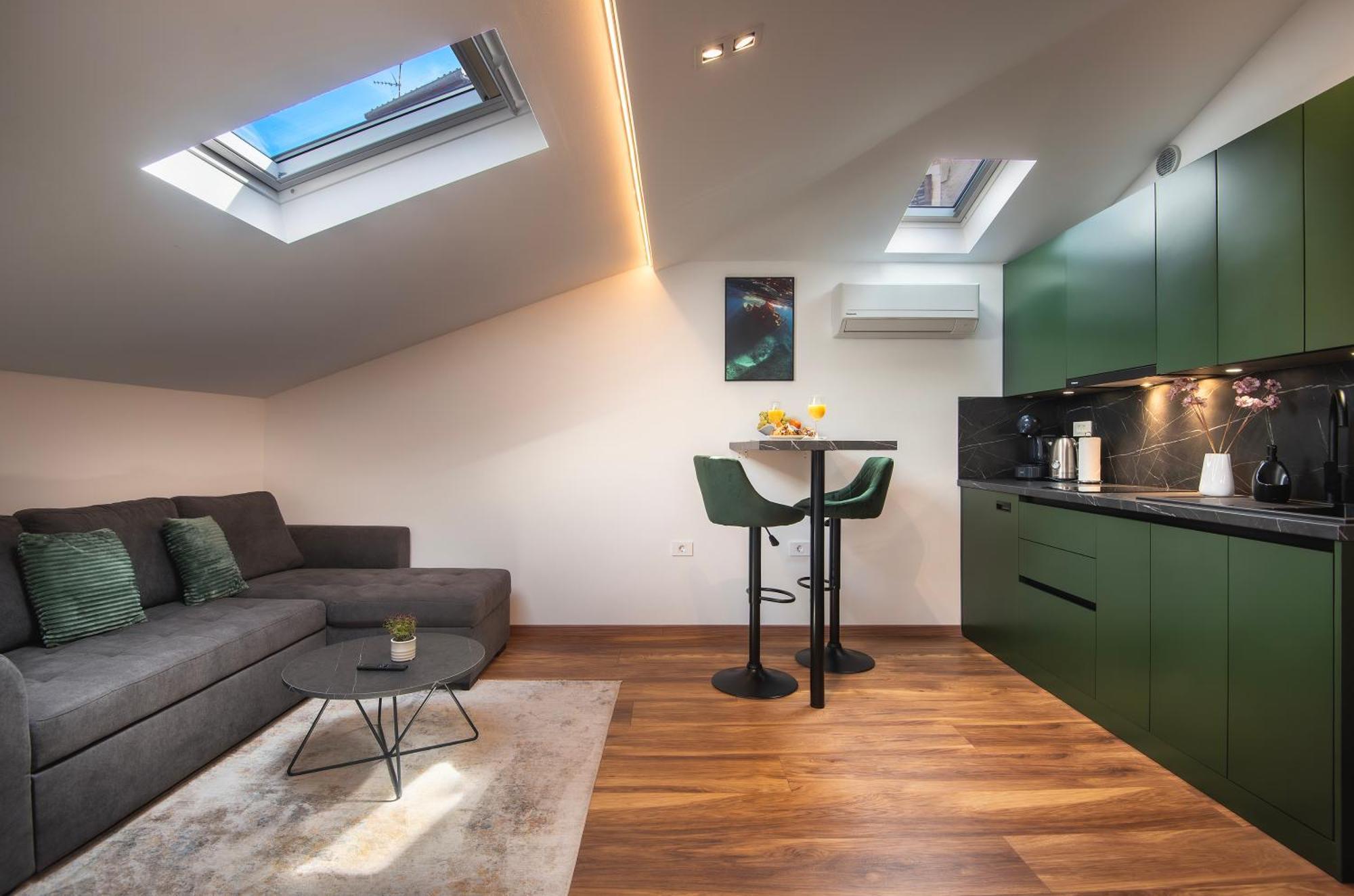 PUY D&A Amphitheatre Premium Apartments With Free Parking מראה חיצוני תמונה
