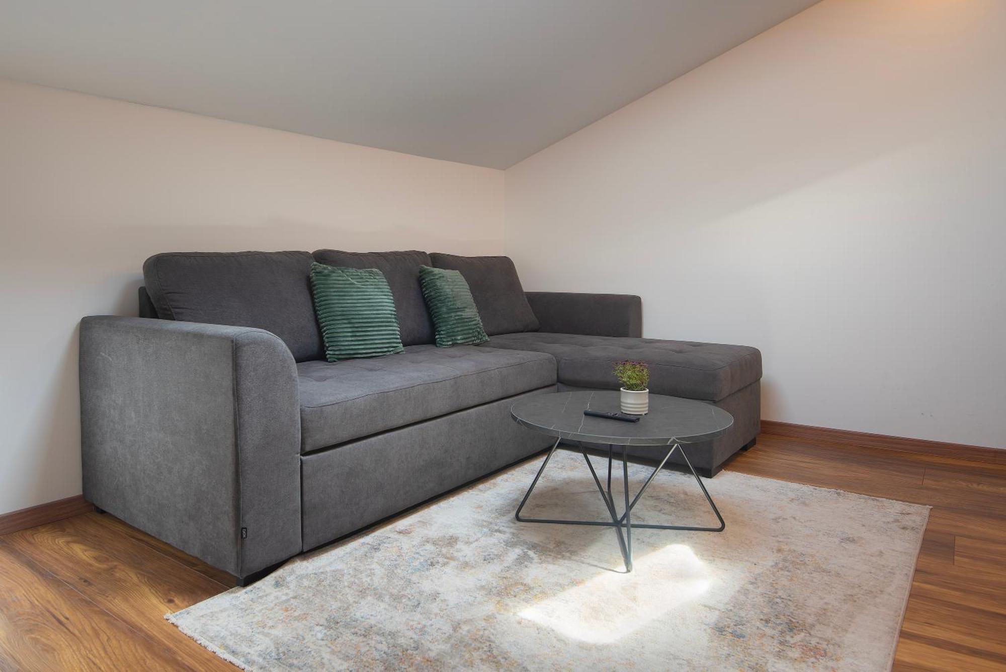 PUY D&A Amphitheatre Premium Apartments With Free Parking מראה חיצוני תמונה
