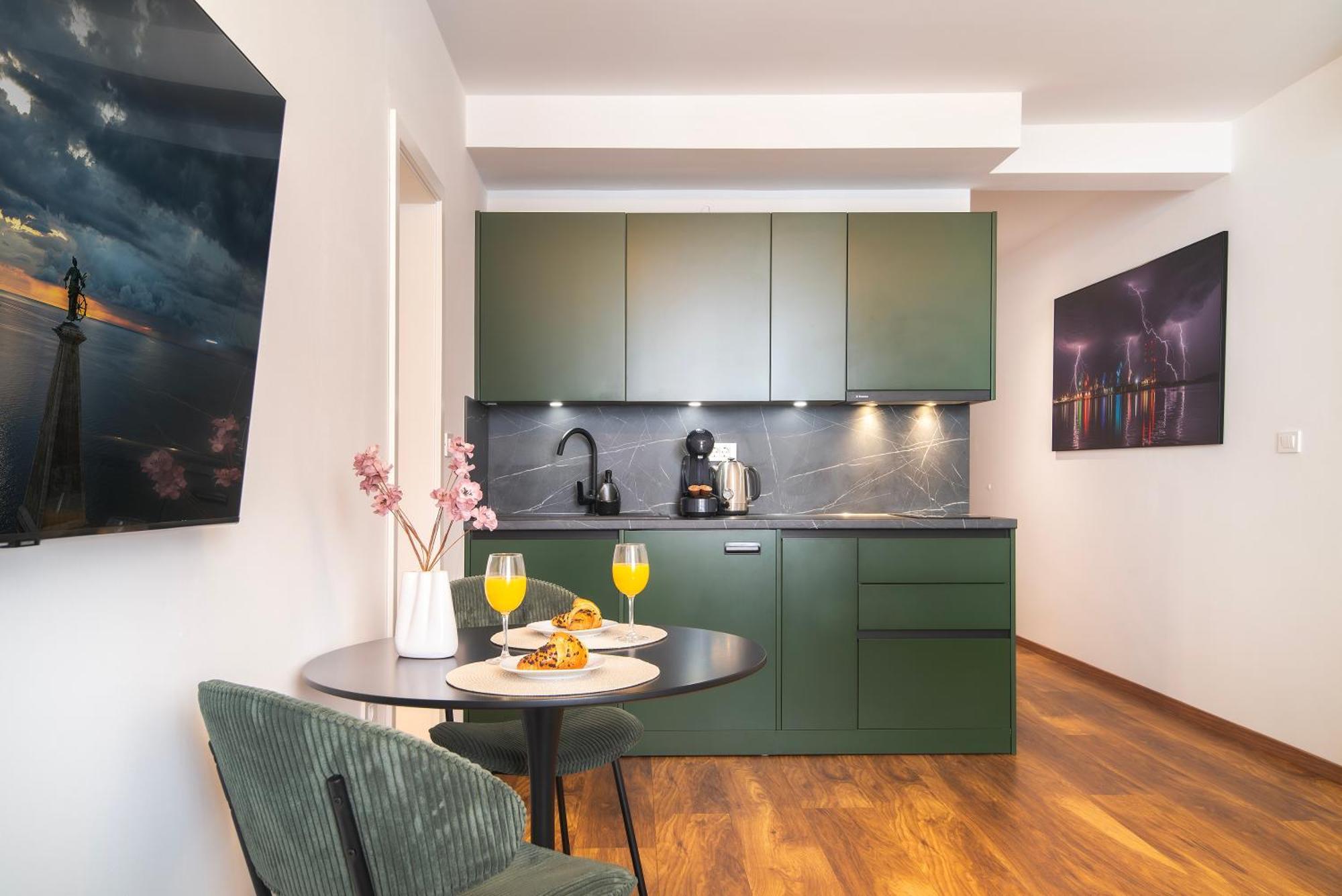 PUY D&A Amphitheatre Premium Apartments With Free Parking מראה חיצוני תמונה