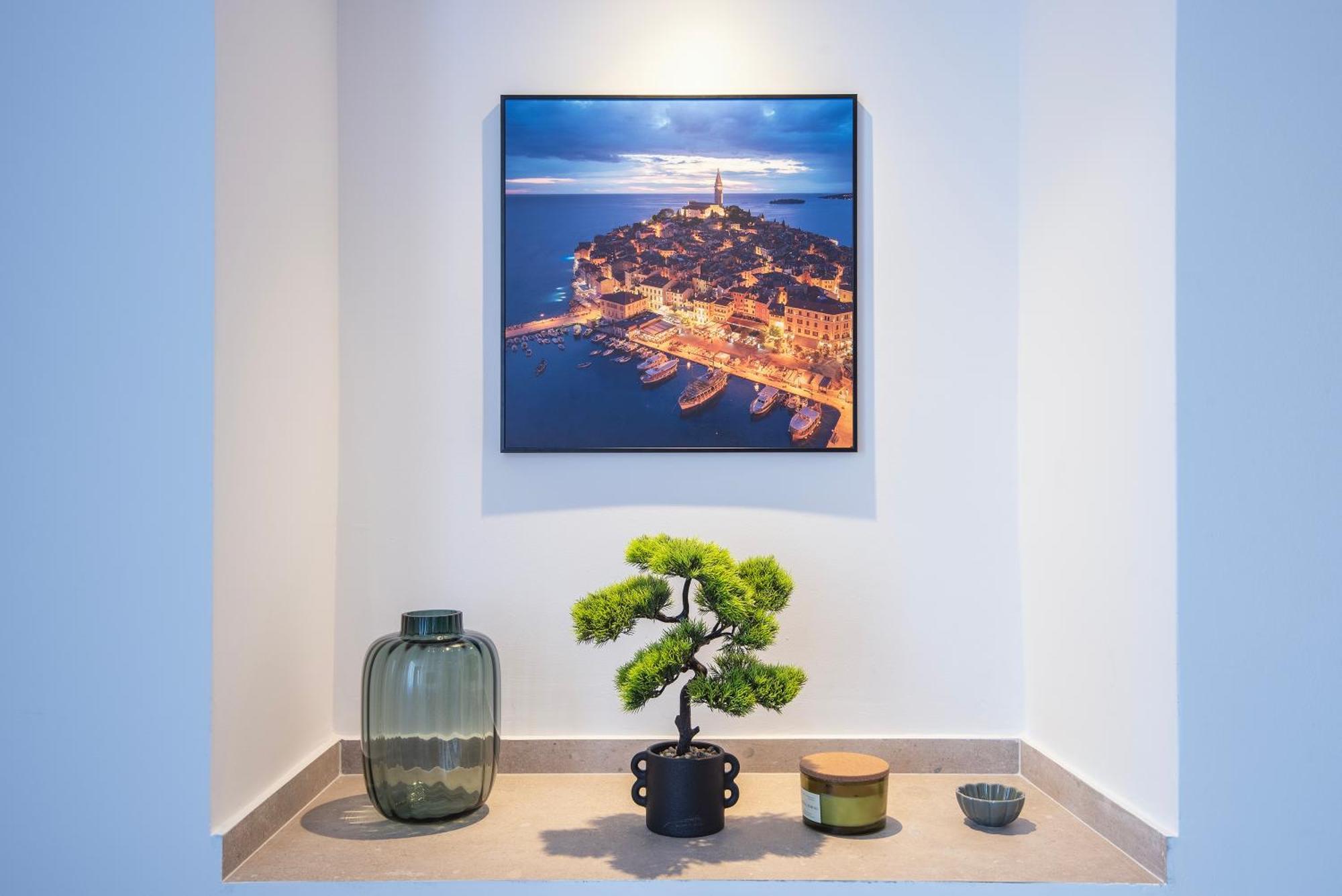 PUY D&A Amphitheatre Premium Apartments With Free Parking מראה חיצוני תמונה
